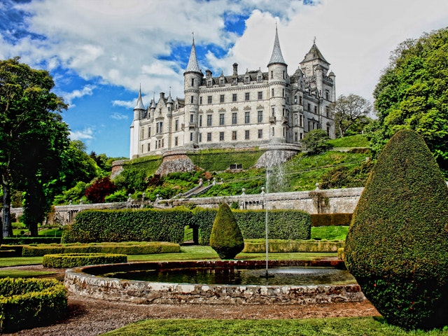 Ett slott på kullen